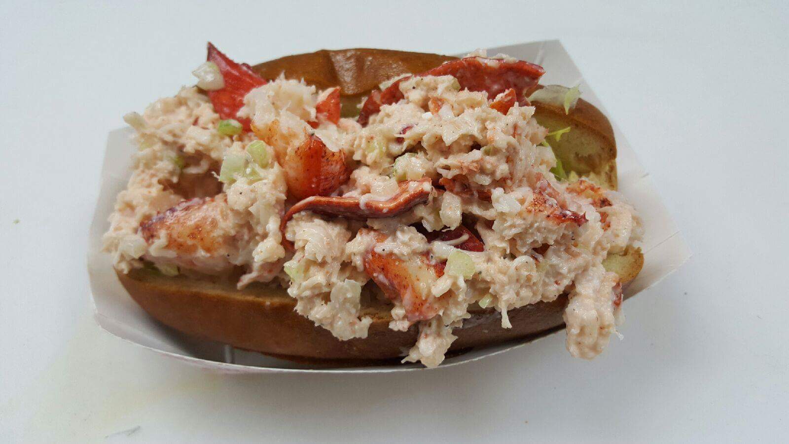 Order Lobster Roll food online from The Original Island Shrimp House store, Palos Park on bringmethat.com