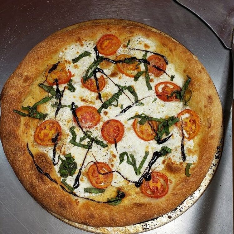 Order Margarita Pizza - Medium 12'' food online from Clockwork pizza store, Marlborough on bringmethat.com