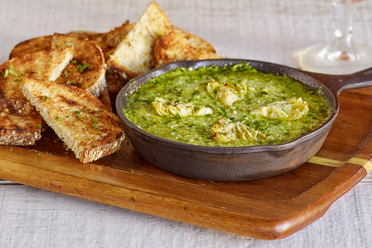 Order Baked Spinach & Artichoke Dip food online from World Of Beer store, Pooler on bringmethat.com