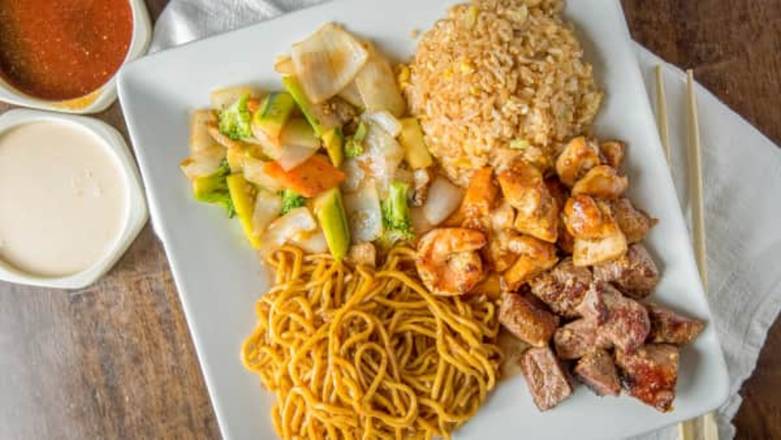 Order Hibachi Chicken D food online from Samurai Sushi store, Albany on bringmethat.com