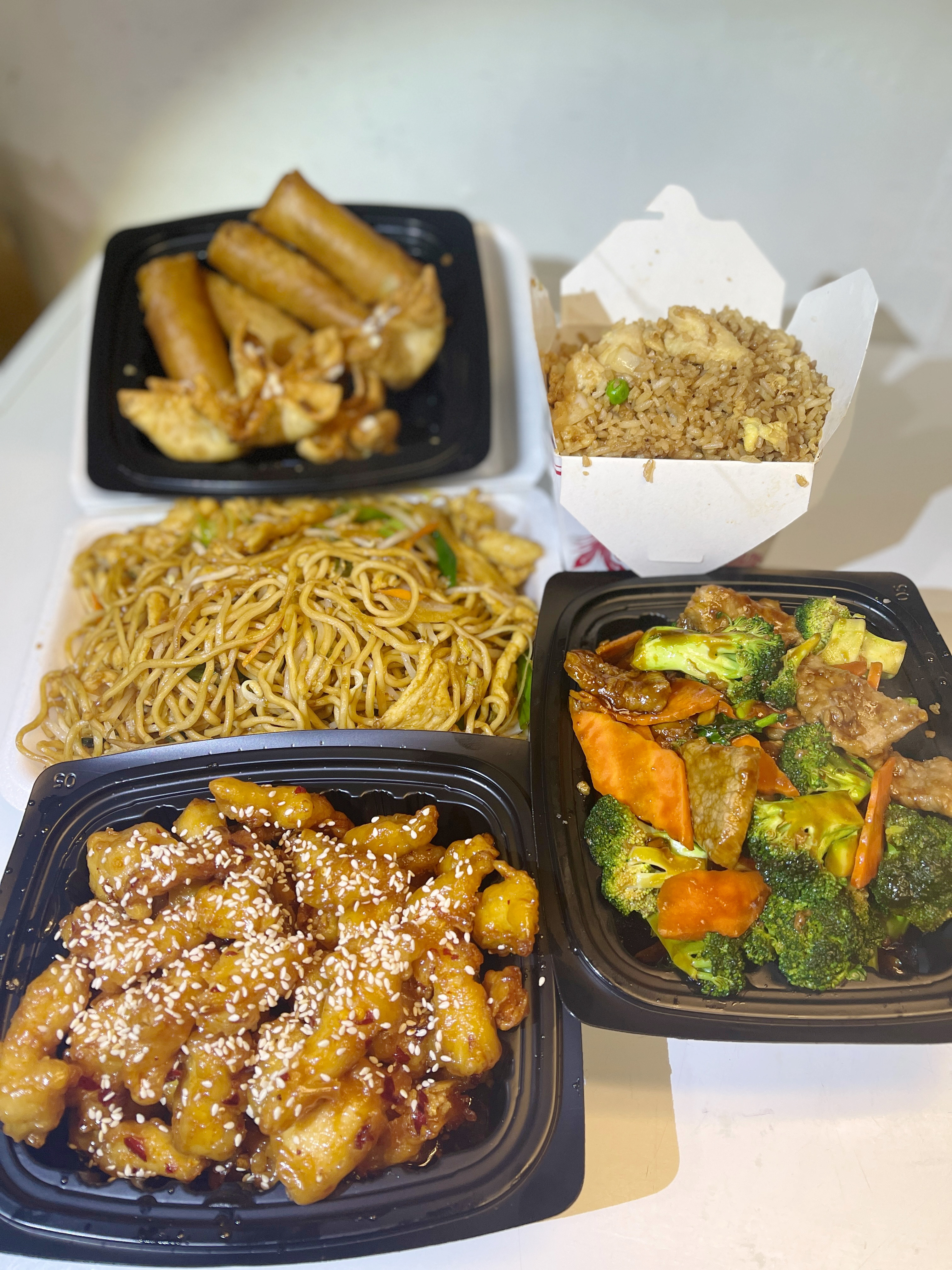 Order Family Dinner Special A food online from Fortune Kitchen store, Aurora on bringmethat.com