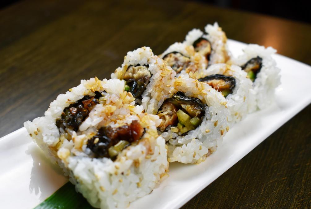 Order Eel Roll food online from Akaya Sushi, Izakaya & Ramen store, Richardson on bringmethat.com