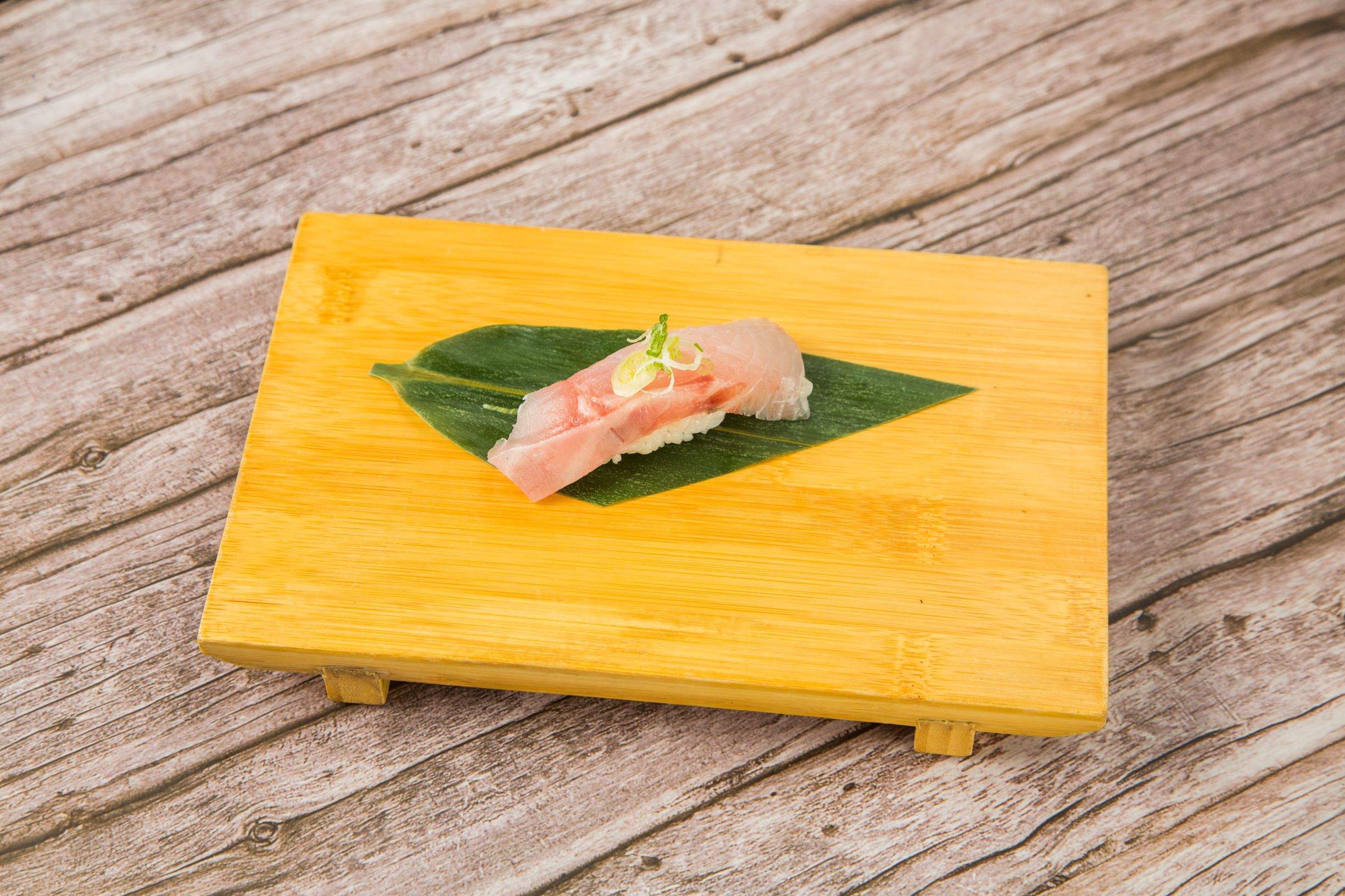 Order Fluke / Hirame  food online from Sushi para japanese restaurant store, New York on bringmethat.com