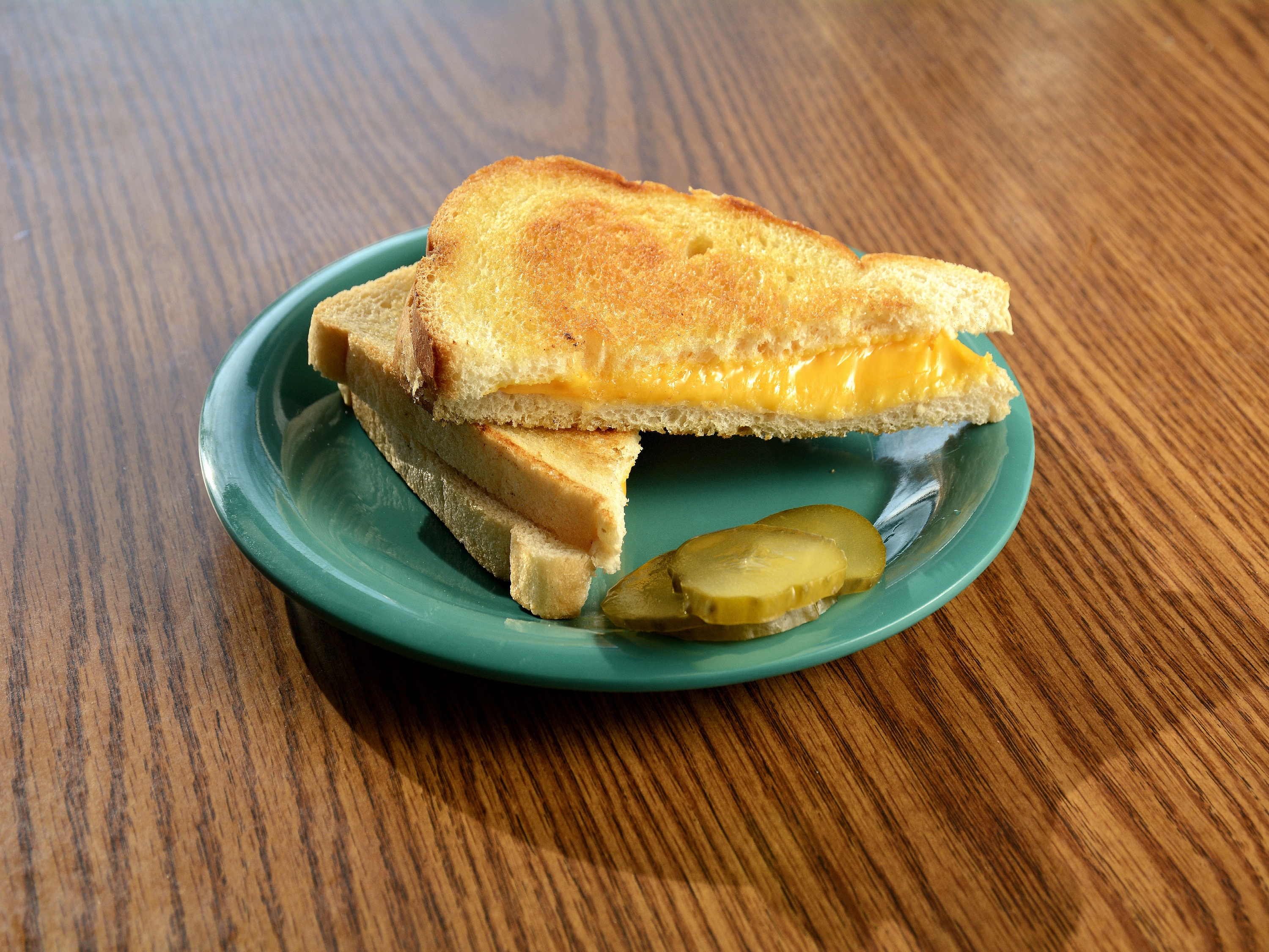 Order Triple Decker Grilled Cheese food online from Fuzzy Restaurant store, Saginaw on bringmethat.com