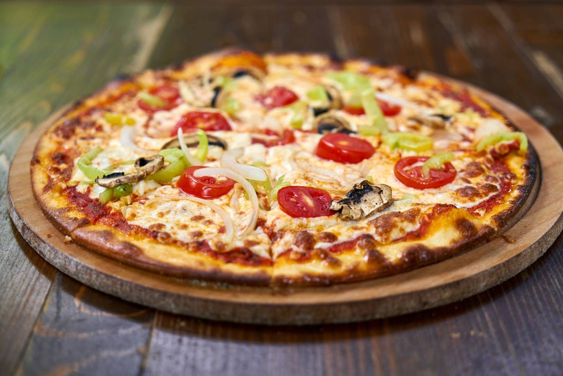 Order Veggie Pizza - Small 10" food online from Apollo's Family Pizzeria store, Bensalem on bringmethat.com