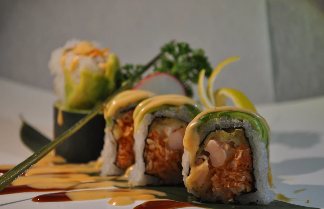 Order Shrimp Tempura Roll food online from Dake Sushi store, Simi Valley on bringmethat.com