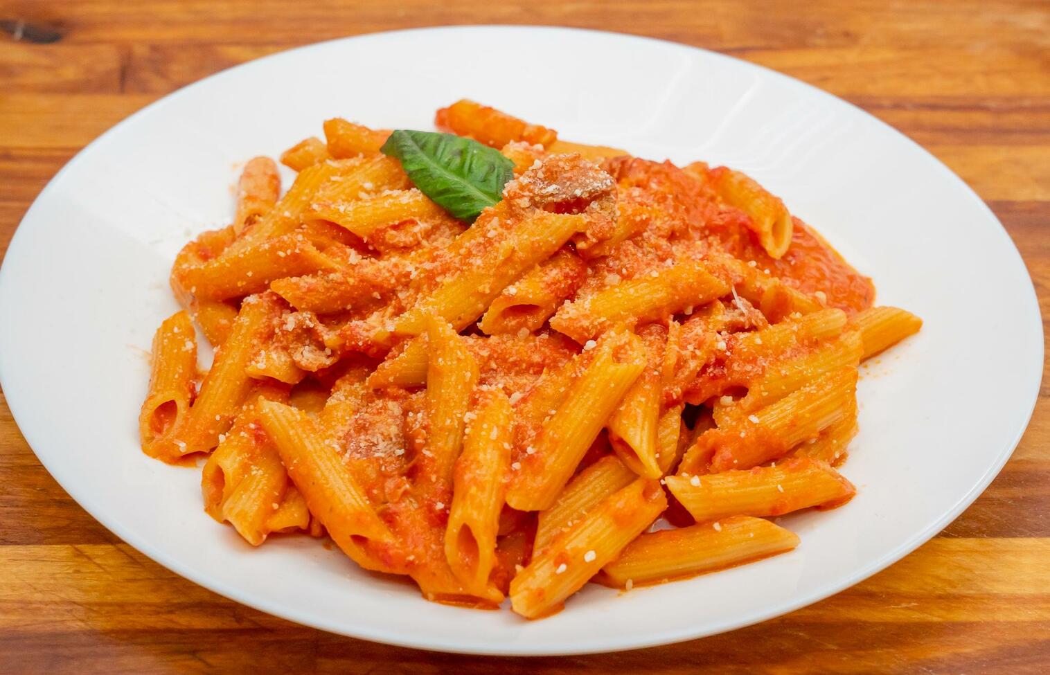 Order Vodka Sauce food online from Rizzo's Pizza store, Astoria on bringmethat.com