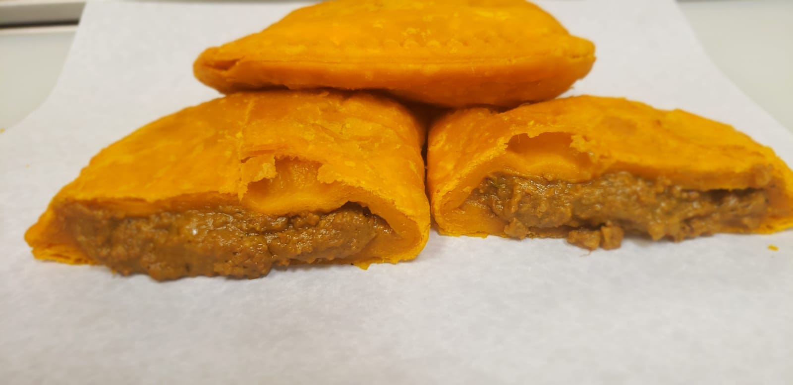 Order Jamaican Beef Patty food online from El Deli store, Rochester on bringmethat.com