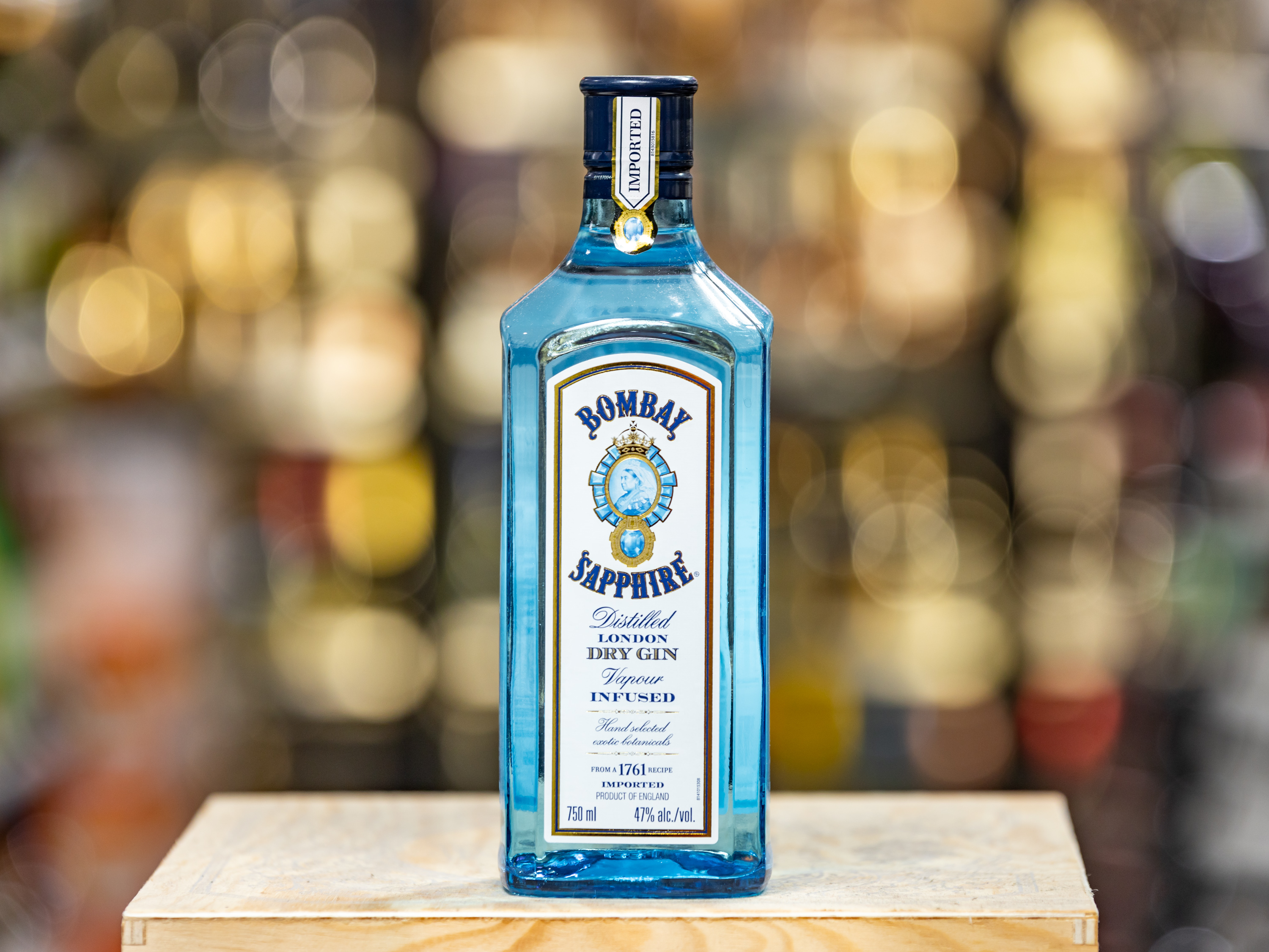 Order Bombay Sapphire, 750 ml. Gin food online from Armenetti Town Liquor Inc store, Chicago on bringmethat.com