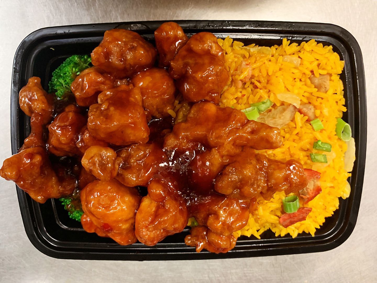 Order General Tso's Chicken Combo Plate food online from China Wok store, Wilmington on bringmethat.com