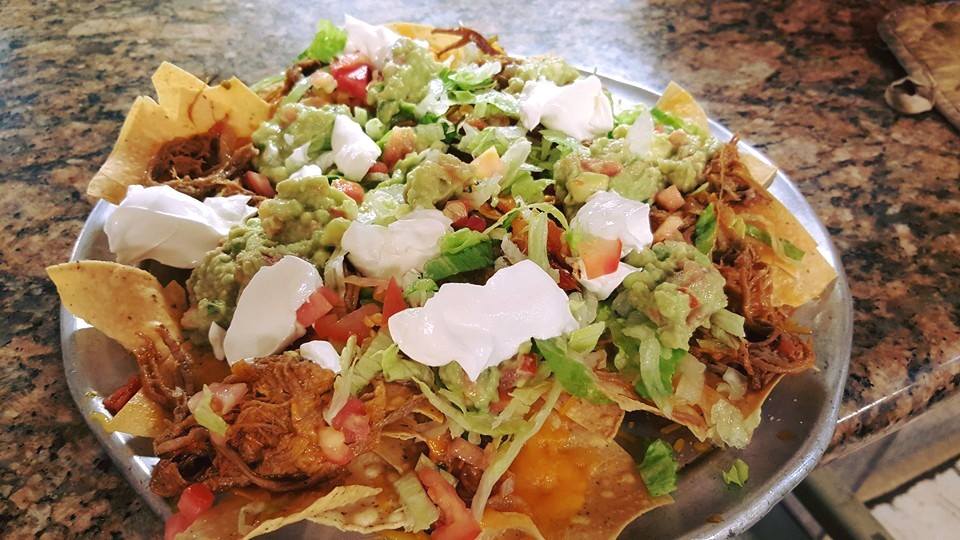 Order Nachos Mexicanos food online from Pitic Restaurant store, Phoenix on bringmethat.com