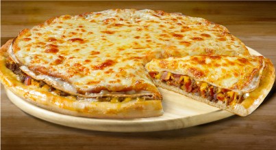 Order Deluxe Pizza food online from Pizza Fan store, Cleveland on bringmethat.com