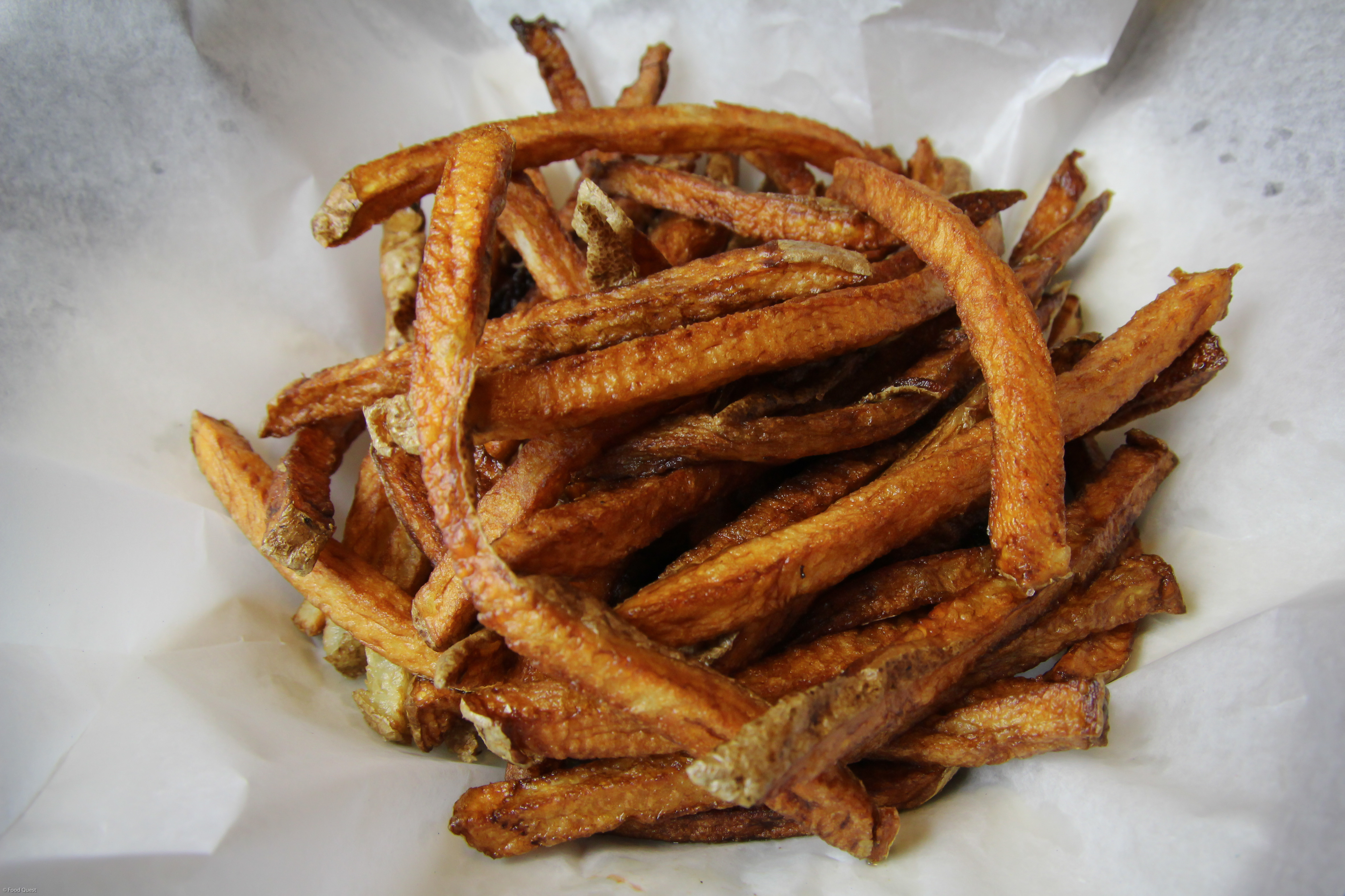 Order House Cut Fries food online from Ringside Cafe store, Columbus on bringmethat.com