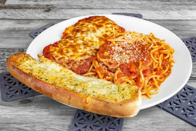Order Chicken Parmesan Pasta food online from Palios Pizza Cafe store, Katy on bringmethat.com