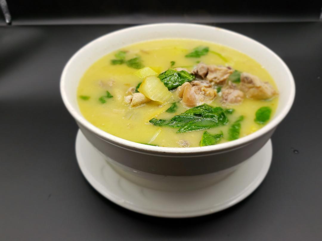 Order Tinola Soup food online from Bamboo Bistro store, Los Angeles on bringmethat.com