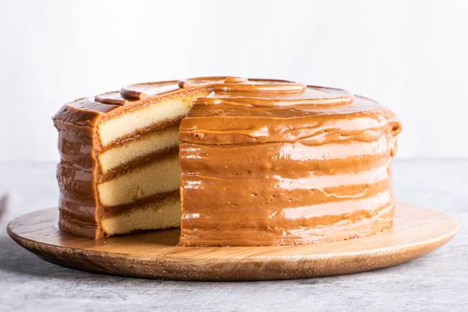 Order Caramel Cake food online from Newk Eatery store, Peachtree Corners on bringmethat.com