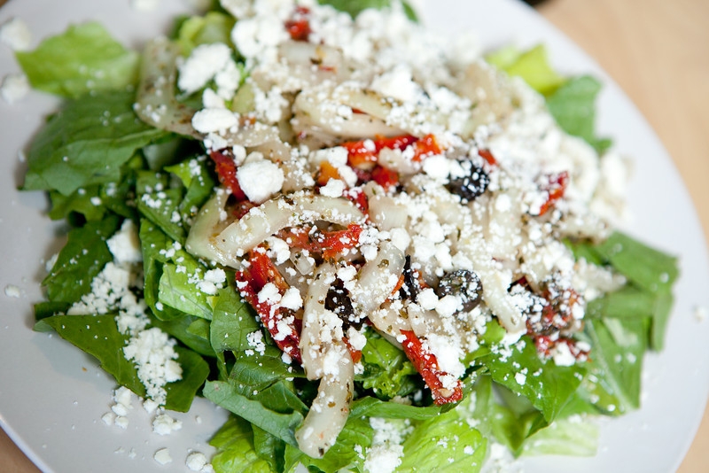 Order MEDITERRANEAN SALAD food online from Sergeant Pepperoni's Pizzeria store, Knoxville on bringmethat.com