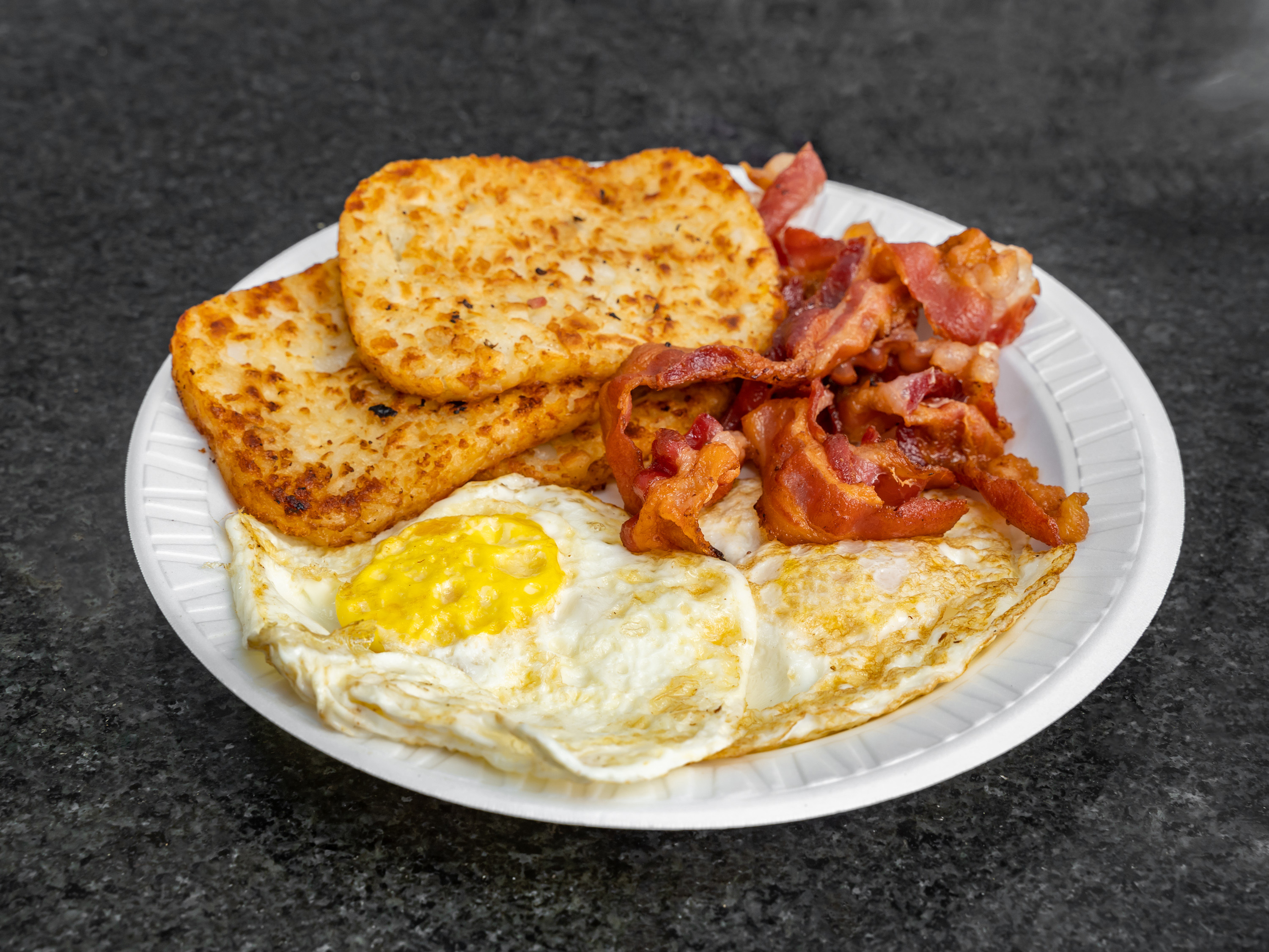 Order 2 Eggs with Bacon Platter food online from La Bagel store, Edison on bringmethat.com