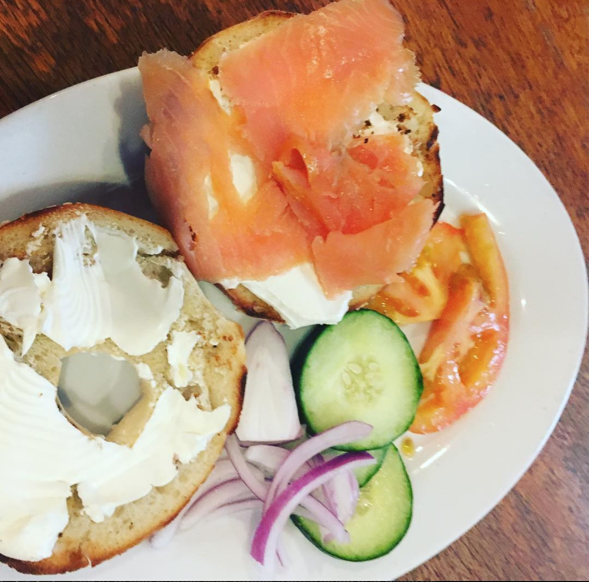 Order Smoked Alaskan Salmon on a Bagel with Veggies food online from Cafe La Boheme store, San Francisco on bringmethat.com