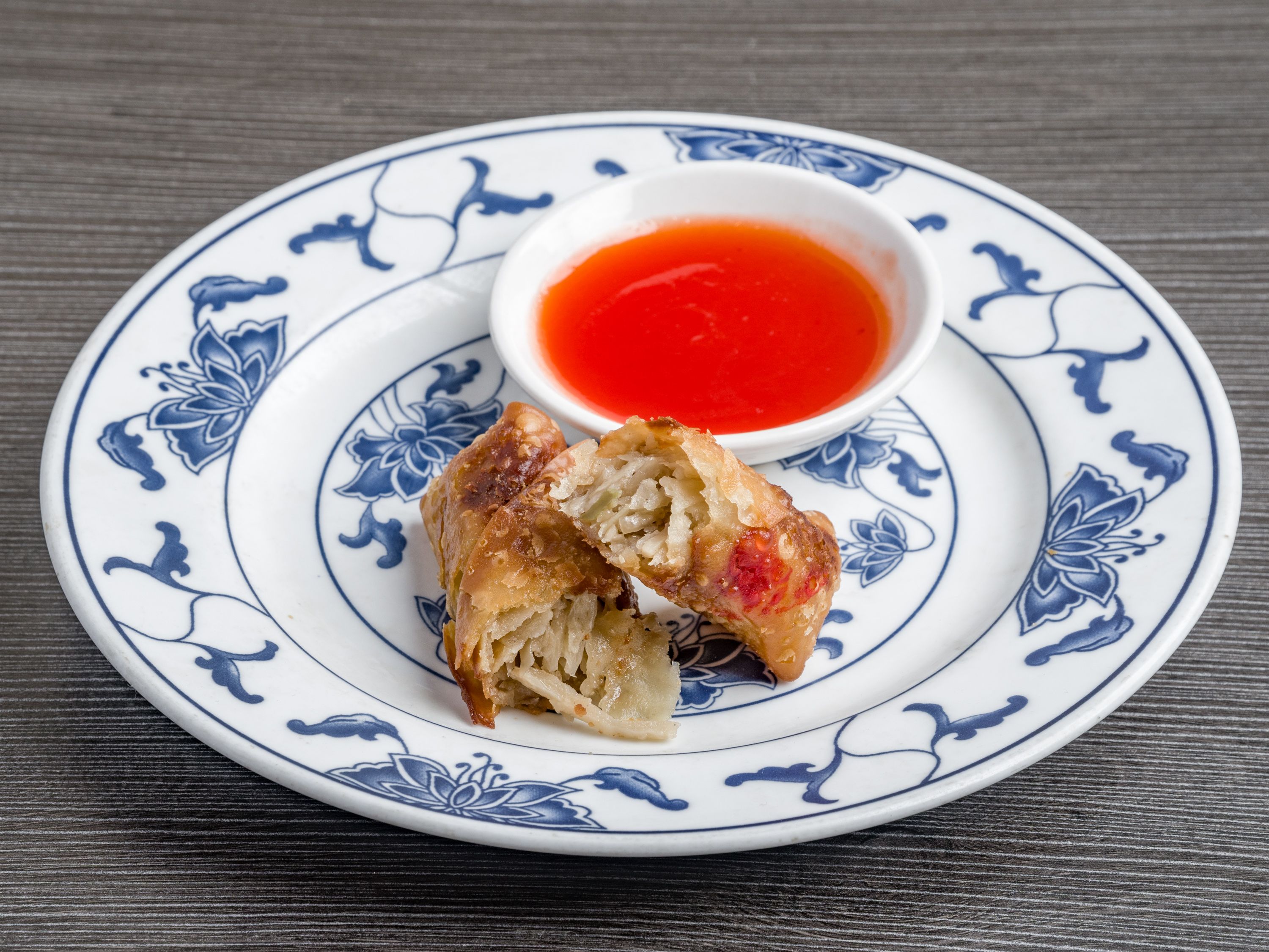 Order Vegetable Egg Roll food online from Mark Pi China Gate store, Zanesville on bringmethat.com
