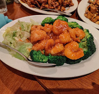 Order Sweet & Pungent Shrimp food online from Lakeview Garden Restaurant store, Westlake Village on bringmethat.com