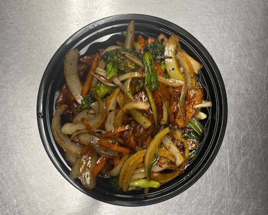 Order Mongolian Beef food online from Kung Food store, Houston on bringmethat.com