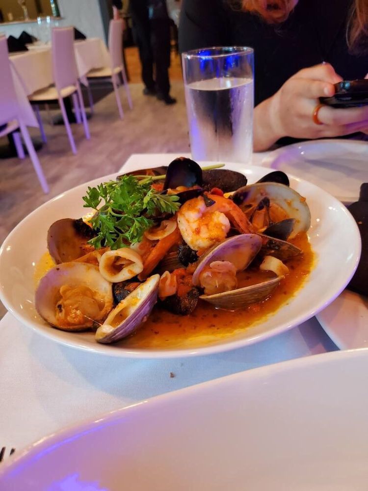 Order Seafood Pescatori food online from The Palazzo Restaurant store, Cleveland on bringmethat.com