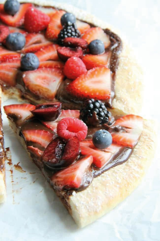 Order Berry Nutella Pizza food online from Gold Leaf Pastry Shop store, Linden on bringmethat.com