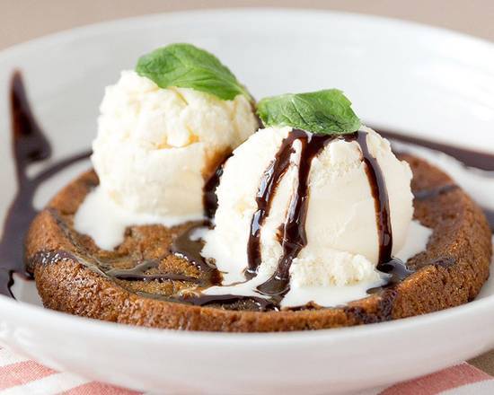 Order The Big Baked Babbo Pizza Cookie food online from Babbo Italian Eatery store, Mesa on bringmethat.com