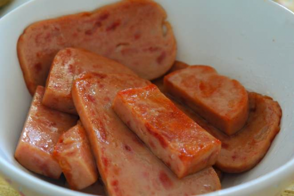 Order Luncheon Meat food online from Sizzling Gourmet store, Cupertino on bringmethat.com