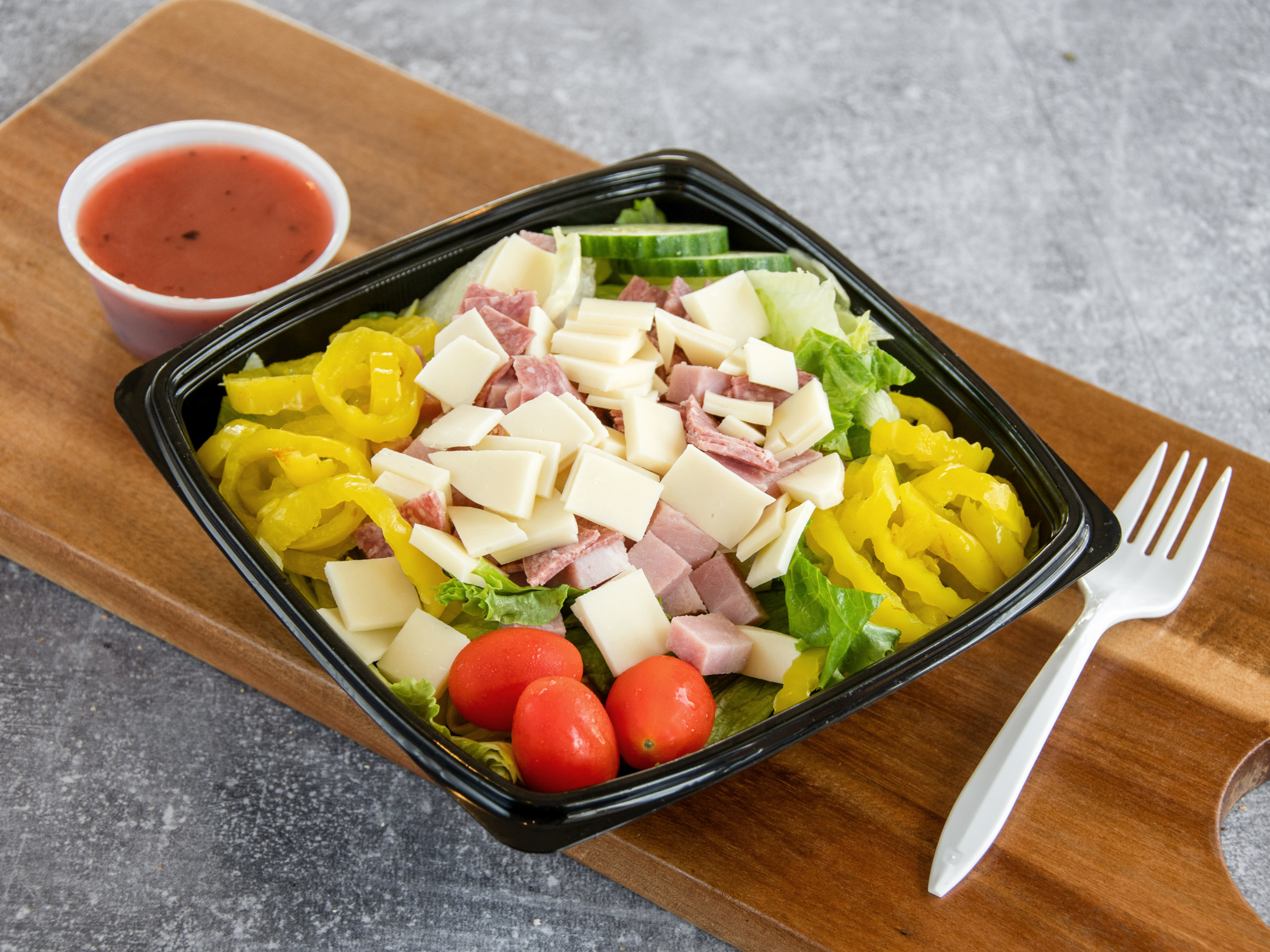 Order Italian Salad food online from Breakaway Deli store, Troy on bringmethat.com