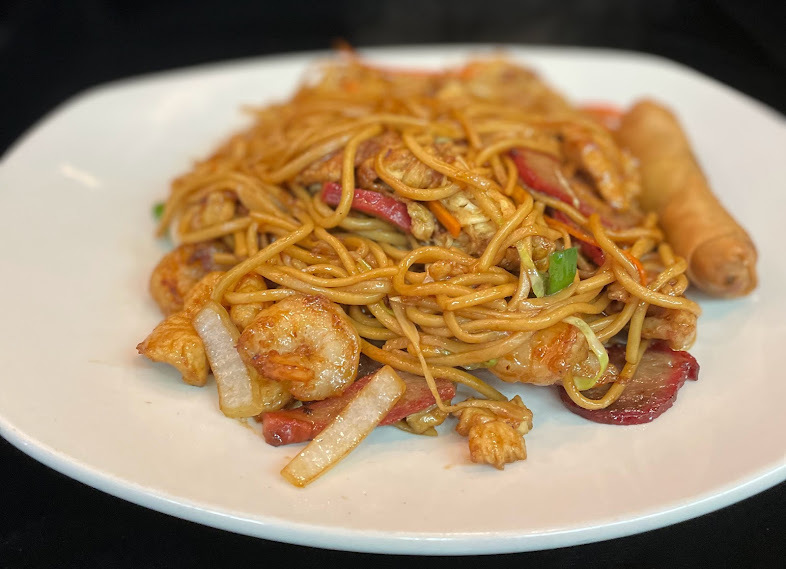 Order Special Lo Mein food online from Cafe Ginger store, Houston on bringmethat.com