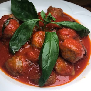 Order Fresh Sauteed Sausage with Pomodoro Sauce food online from Pizzaiola store, North Babylon on bringmethat.com