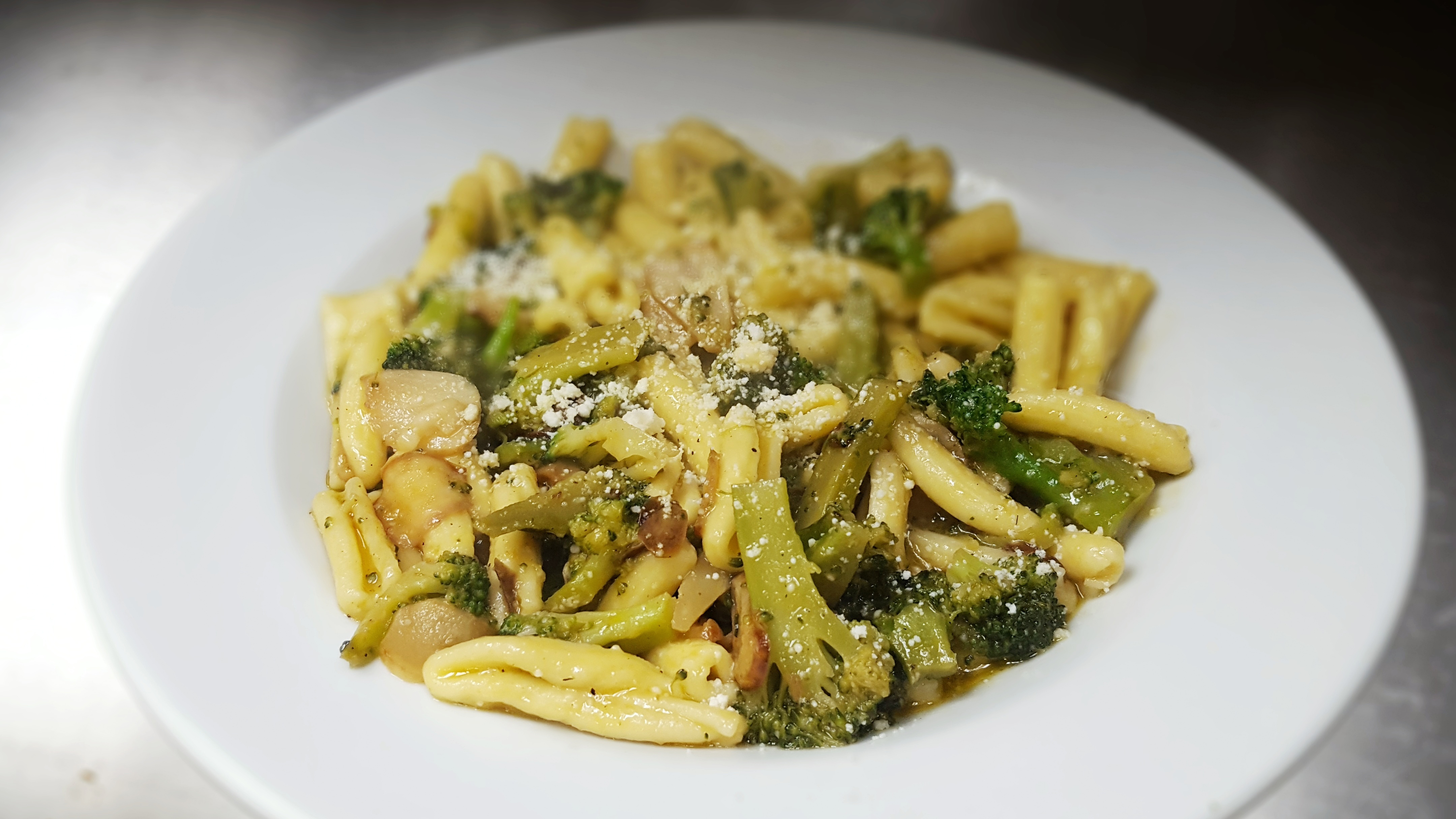 Order Cavatelli Broccoli food online from Marios Pizza Center & Restaurant store, Middlesex on bringmethat.com