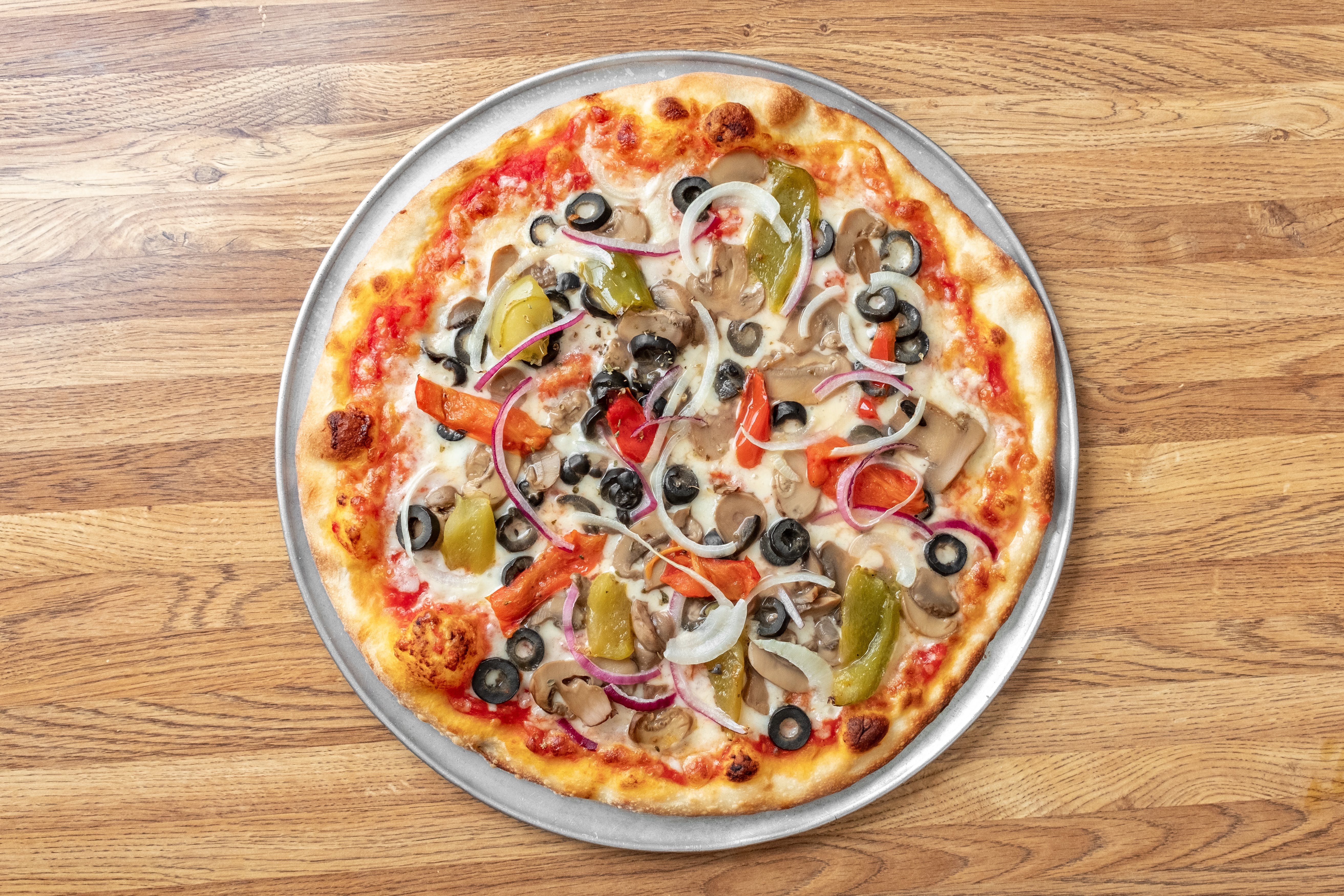 Order Veggie Delight Pizza - Small 12'' food online from Bella Sicily store, Morrisville on bringmethat.com