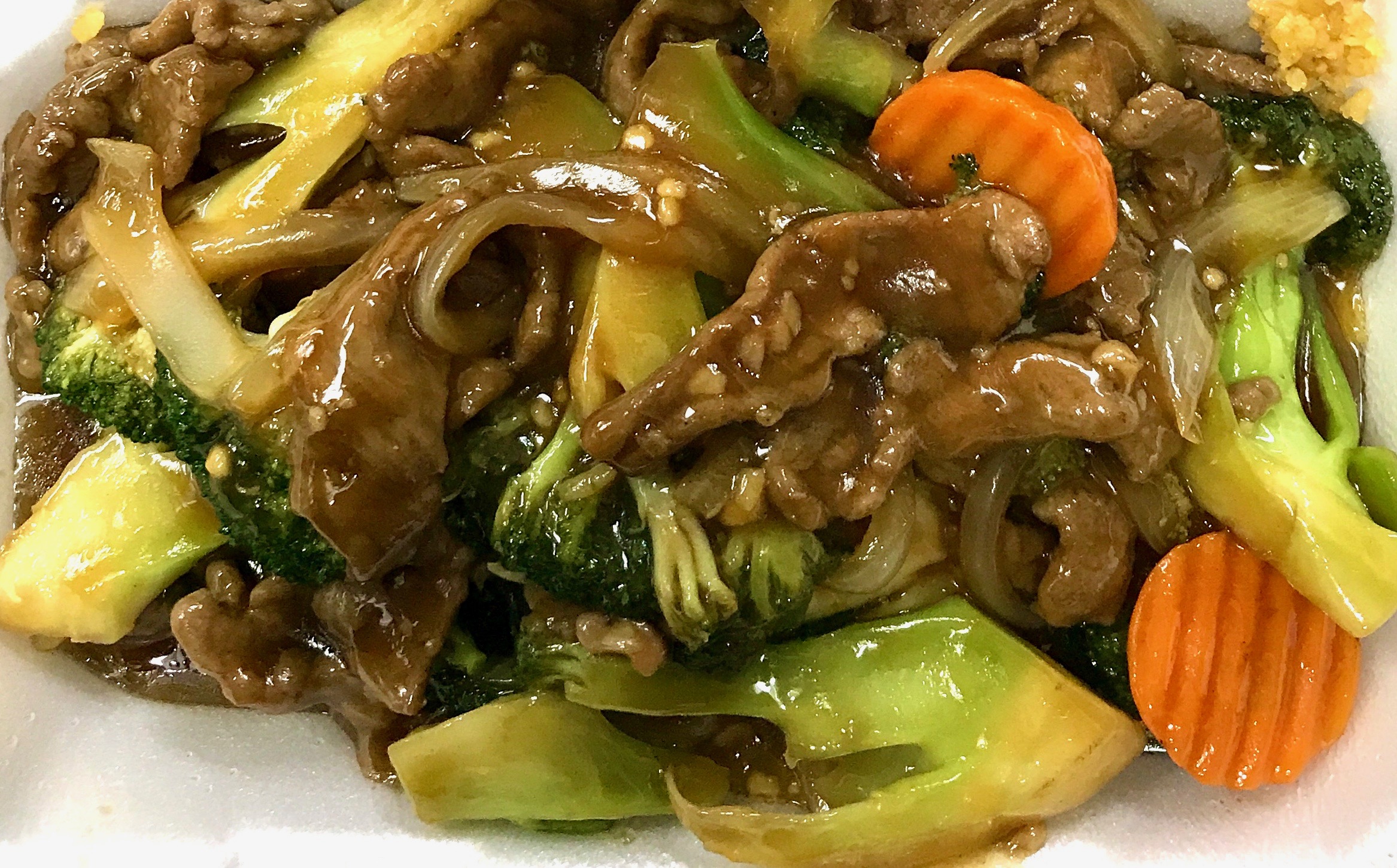 Order (LG) BEEF with BROCCOLI food online from Chopsticks House store, Louisville on bringmethat.com