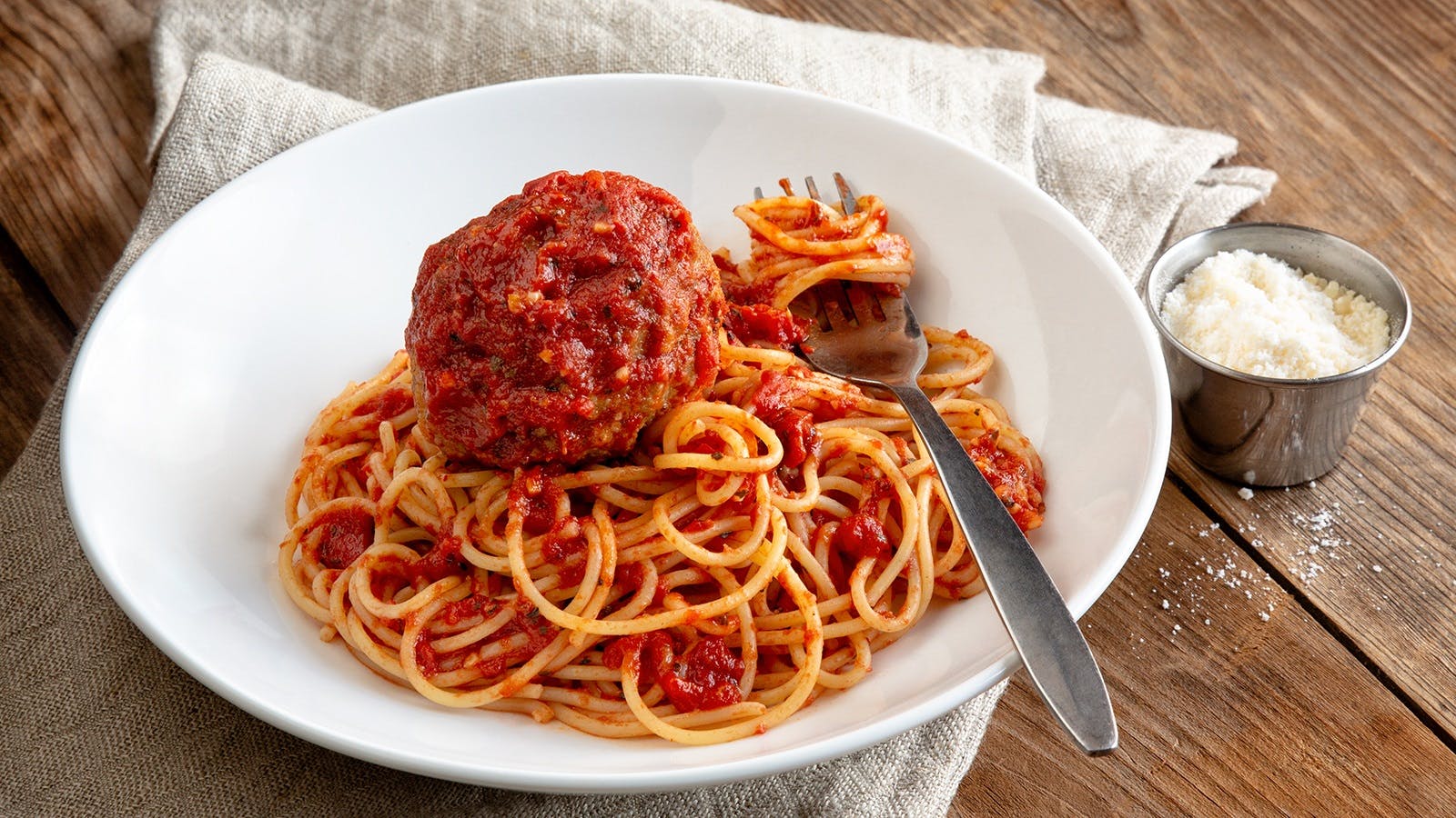 Order Kid's Spaghetti & Giant Meatball - Kids food online from Uno Pizzeria & Grill store, Birch Run on bringmethat.com