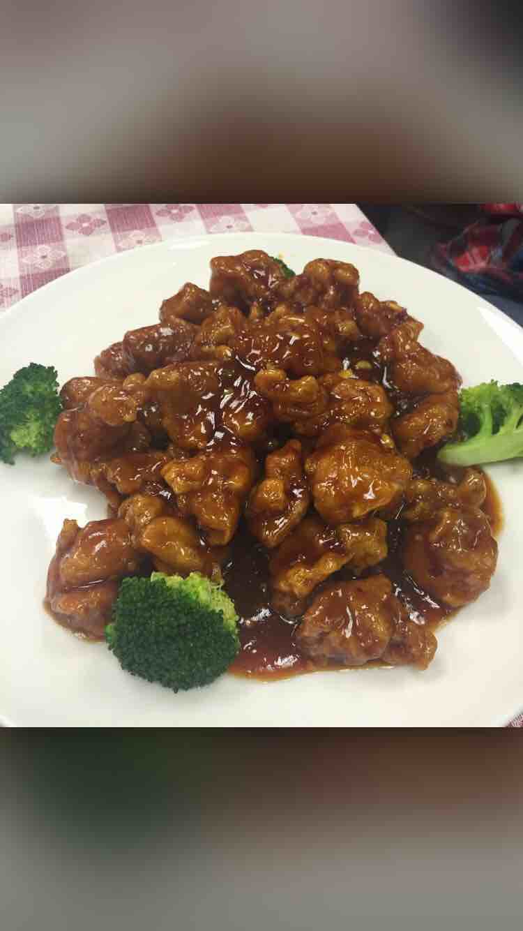 Order S4. General Tso's Chicken Chef's Special food online from Asian Star store, Memphis on bringmethat.com