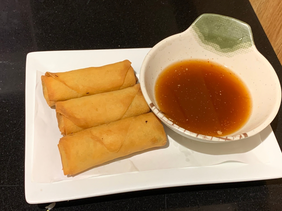 Order Vegetable Spring Roll food online from Sushi Too store, Pittsburgh on bringmethat.com