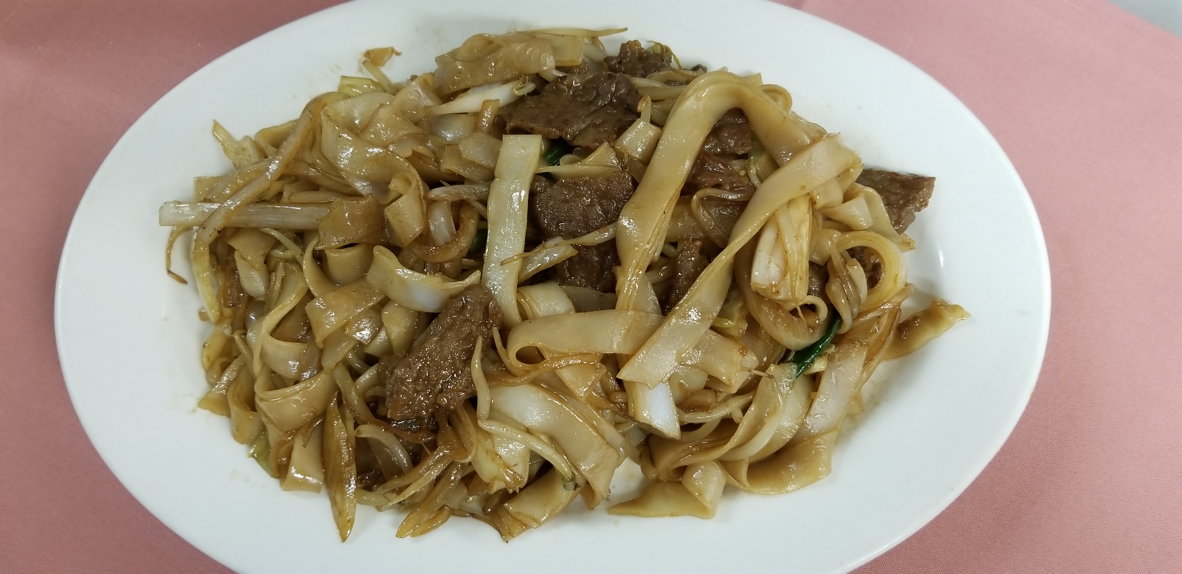 Order Beef Chow Fun food online from China Garden store, Woodland Hills on bringmethat.com