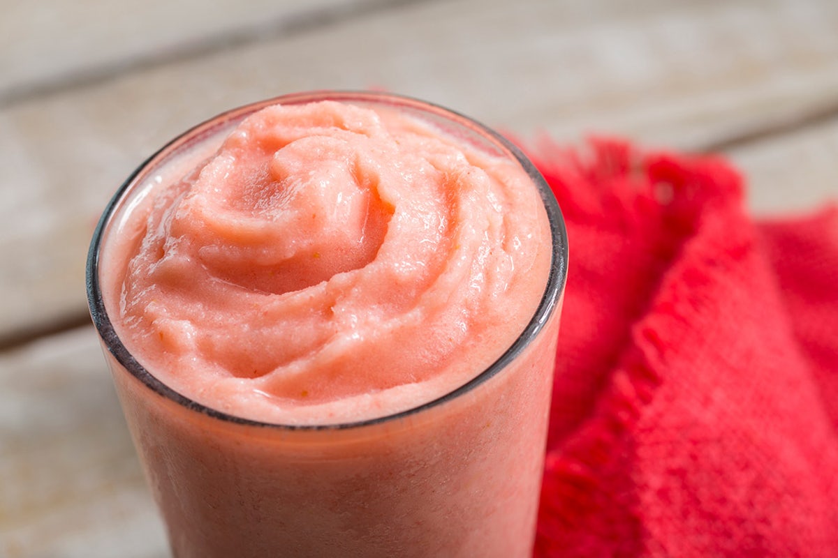Order Pink Piña Colada Smoothie food online from Kneaders Bakery & Cafe store, Saratoga Springs on bringmethat.com