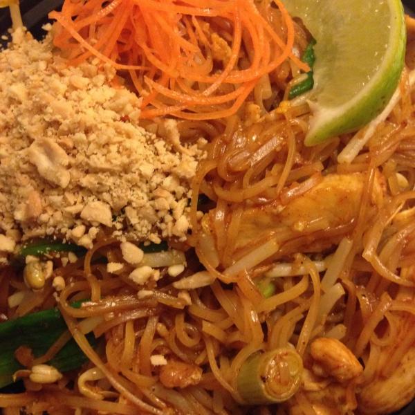 Order Pad Thai Noodle food online from Pride Sushi & Thai store, Chicago on bringmethat.com