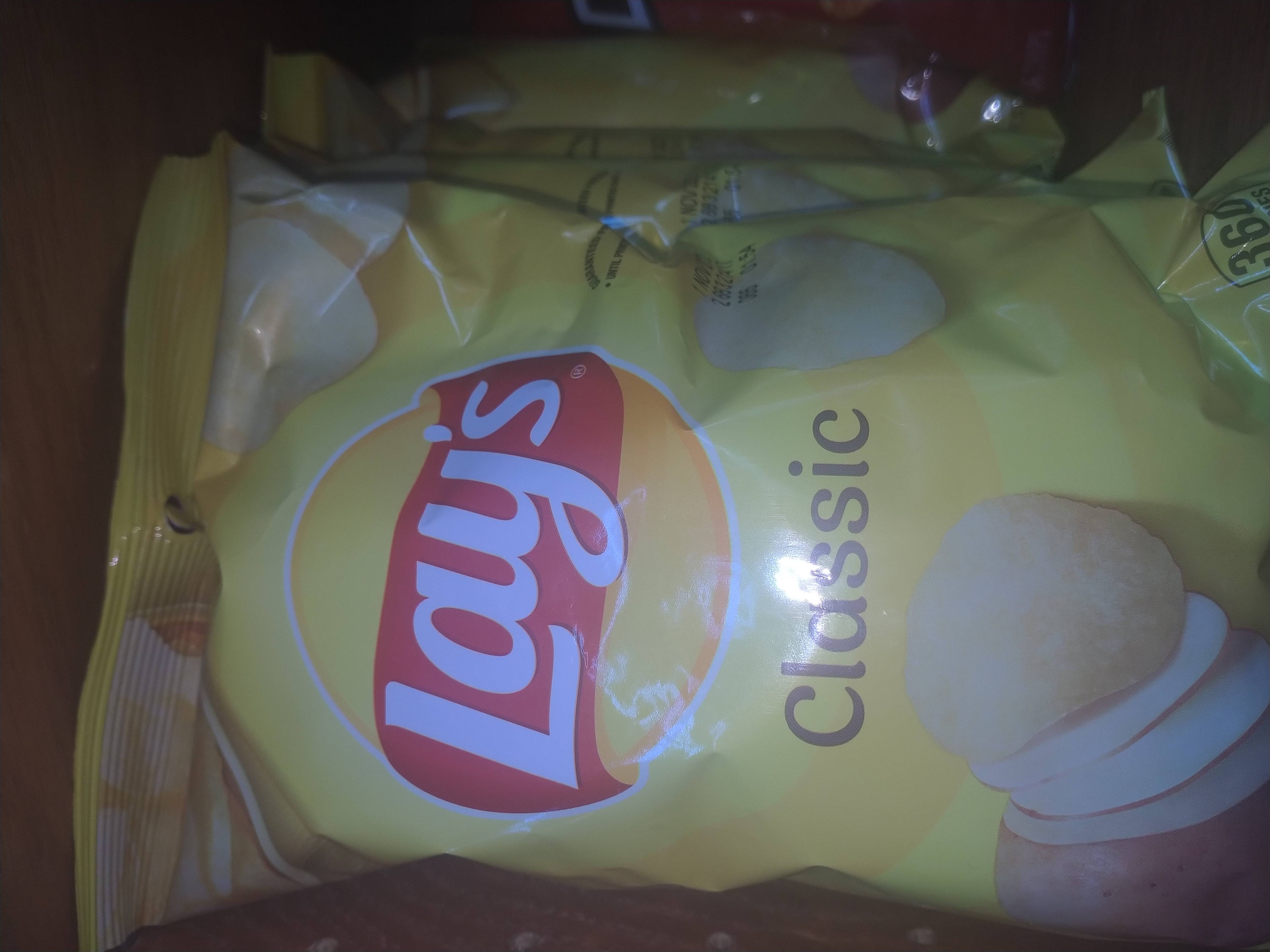 Order Lays  classic ( yellow) food online from Peralta Brentwood Deli Grocery store, Brentwood on bringmethat.com