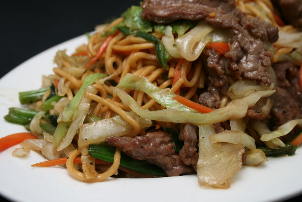 Order 1. Lo Mein food online from Jade Grille store, Pittsburgh on bringmethat.com
