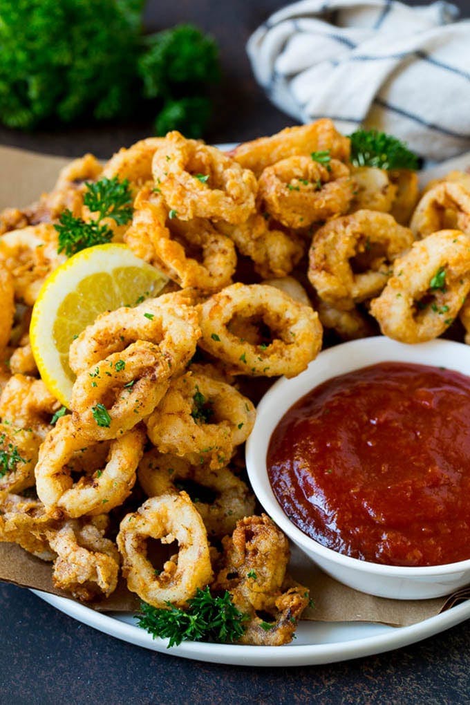 Order Fried Calamari - Appetizer food online from Rocco'S Pizza &Amp; Restaurant store, Bedminster on bringmethat.com