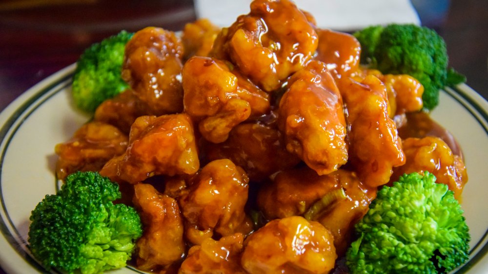 Order S1. General Tso's Chicken food online from Daily Buffet store, Watertown on bringmethat.com