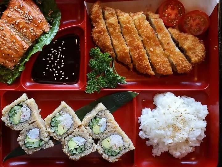 Order Dinner Bento Box food online from Maneki Neko Express store, Arlington on bringmethat.com