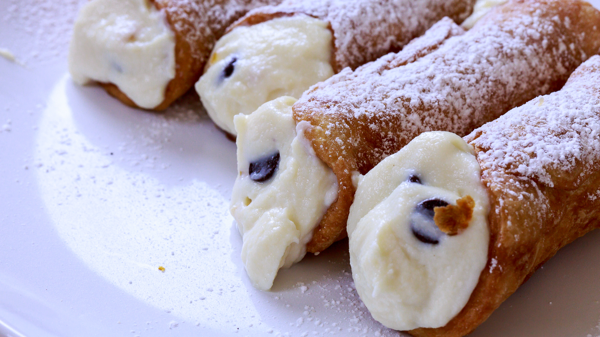 Order Cannoli food online from Fellini Cafe Of Media store, Media on bringmethat.com