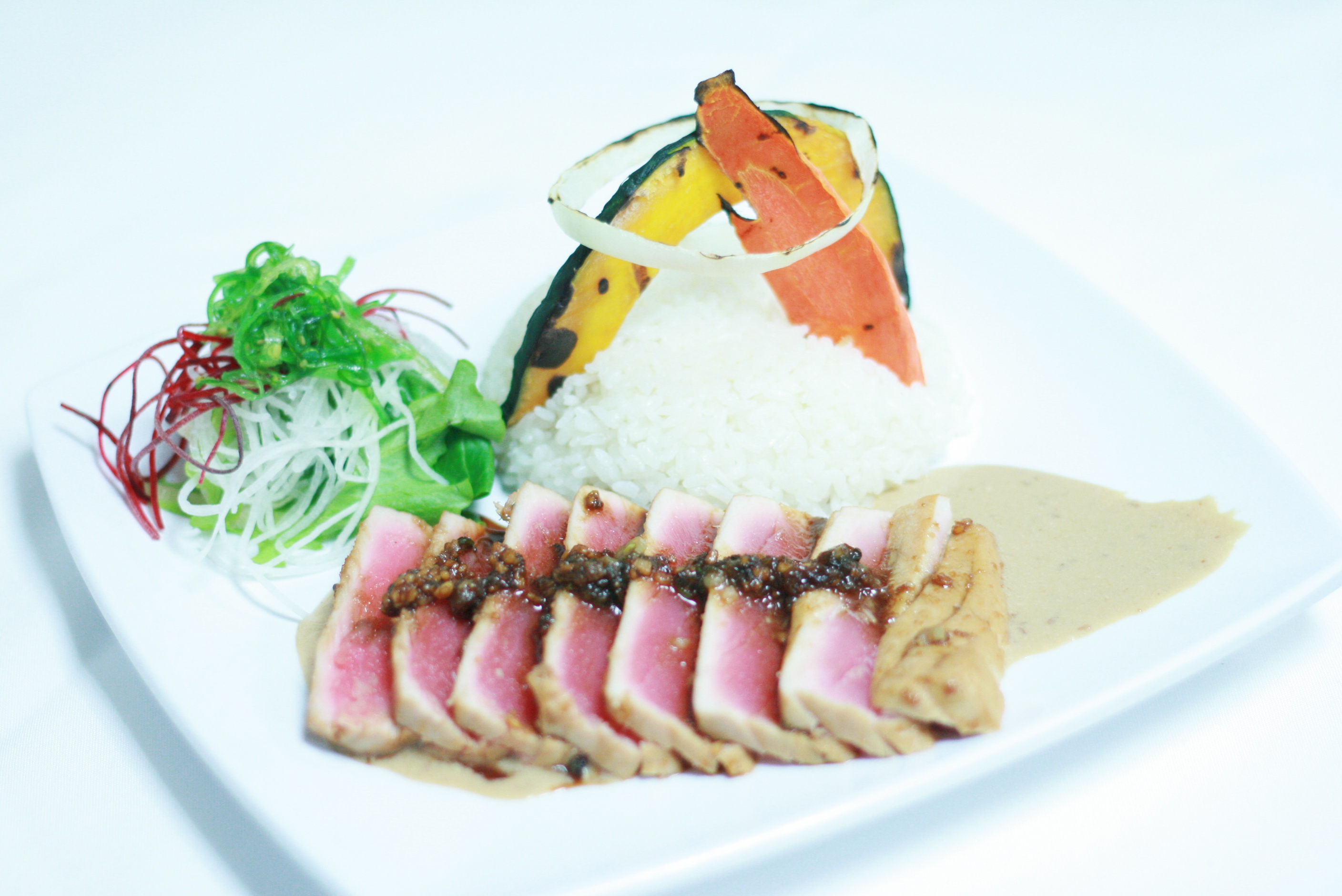 Order Dk4. Seared Ahi Tuna Steak with Grilled Vegetable food online from Koisan Sushi & Japanese Cuisine store, Orange on bringmethat.com