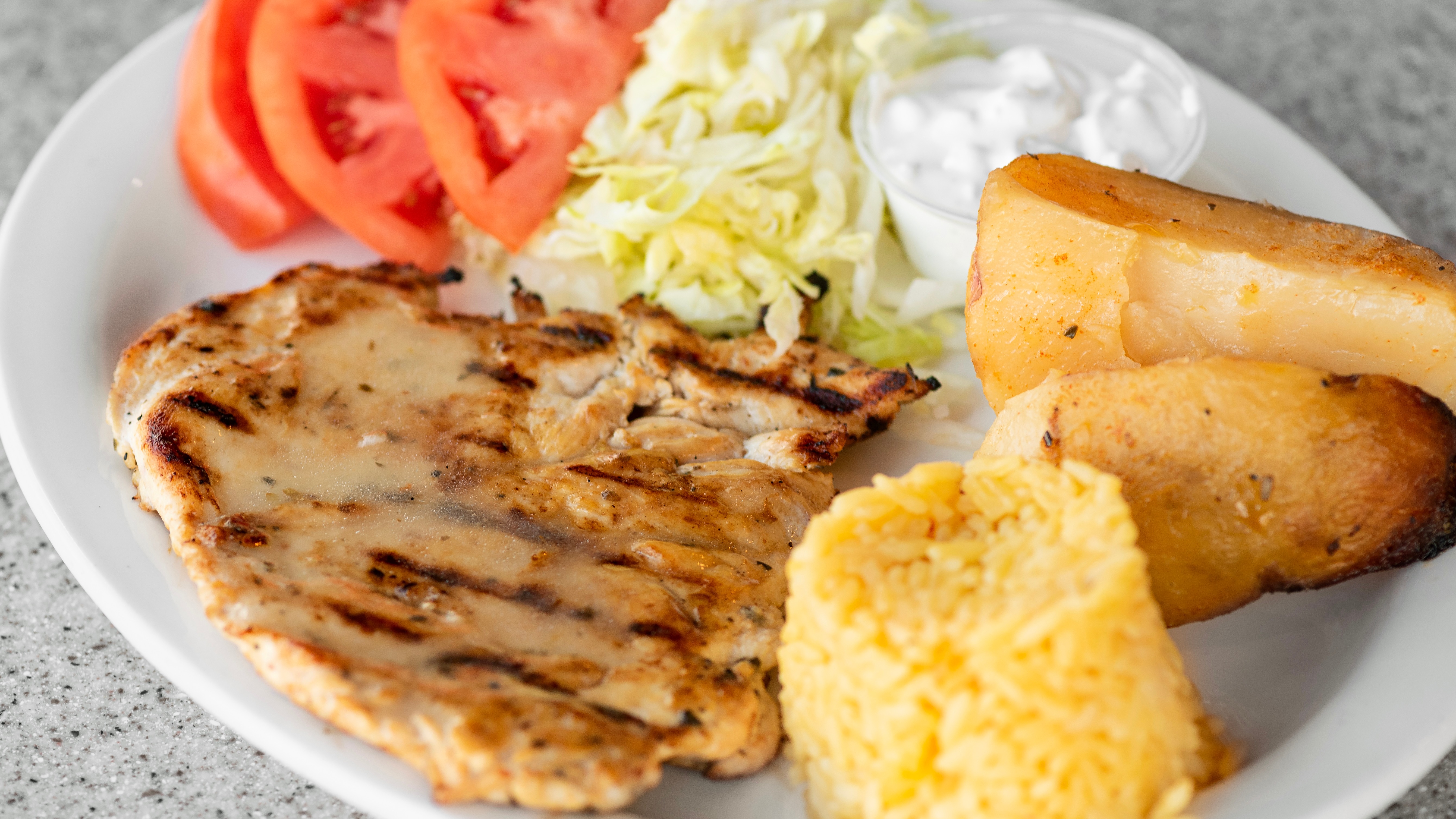 Order Charbroiled Chicken Breast Plate food online from Hub's store, Chicago on bringmethat.com